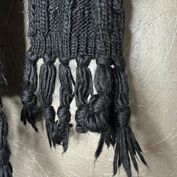 Berkshire Fashion Knit Scarf - Picture 4 of 7